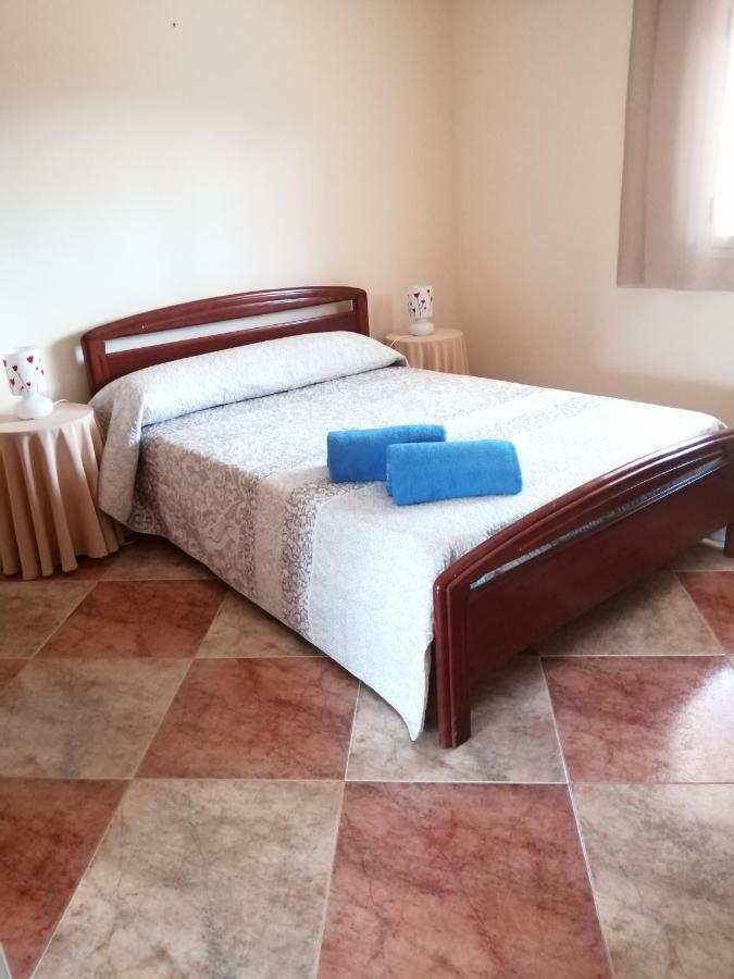 El Mirador Del Corneja Guest House Mesegar de Corneja Bagian luar foto
